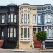 picture of houses in an urban area