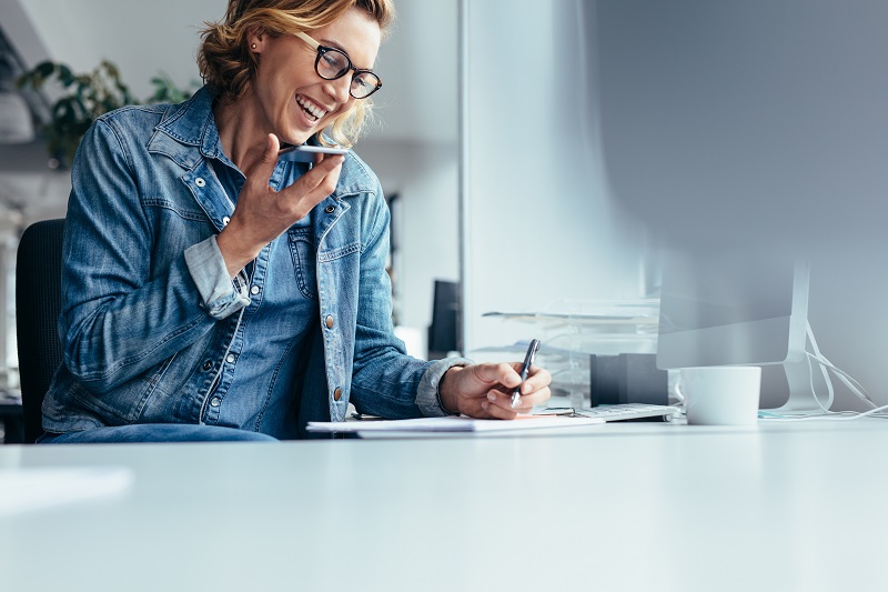 Realtor talking with a lead